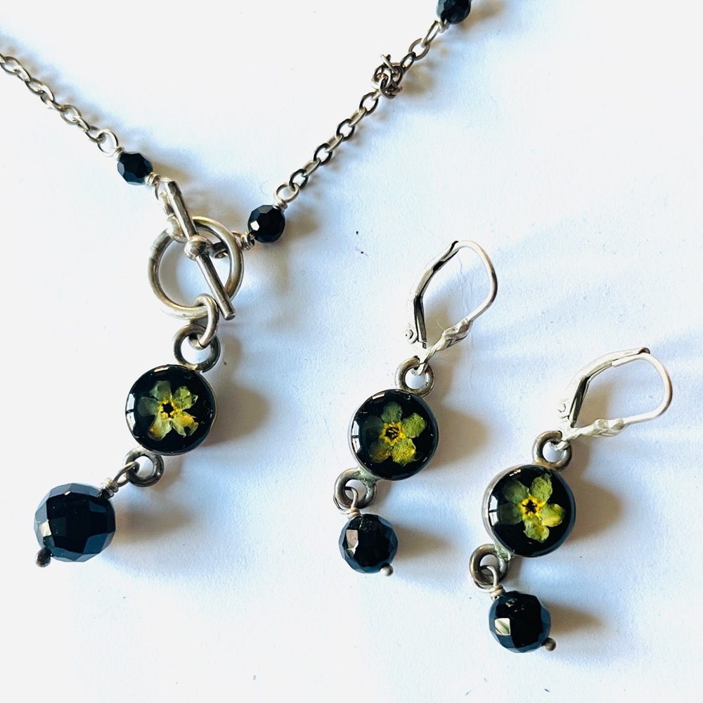 Beautiful jewelry set with natural flowers cameos necklace+ earring